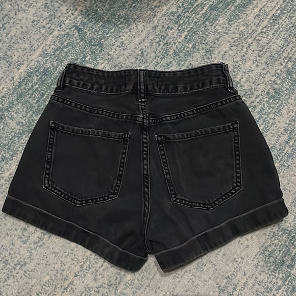 PacSun. Jean Shorts.  “Mom Short” Silver Button - Picture 2 of 2